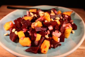 Rode biet/mango salade