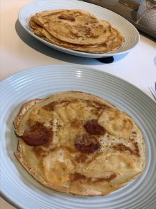 Pannenkoeken met geitenkaas + chorizo